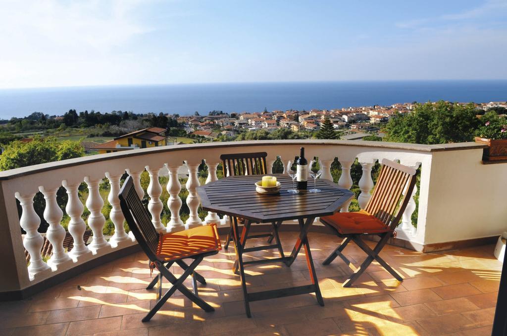 Villa Bella Vista Santa Domenica  Szoba fotó
